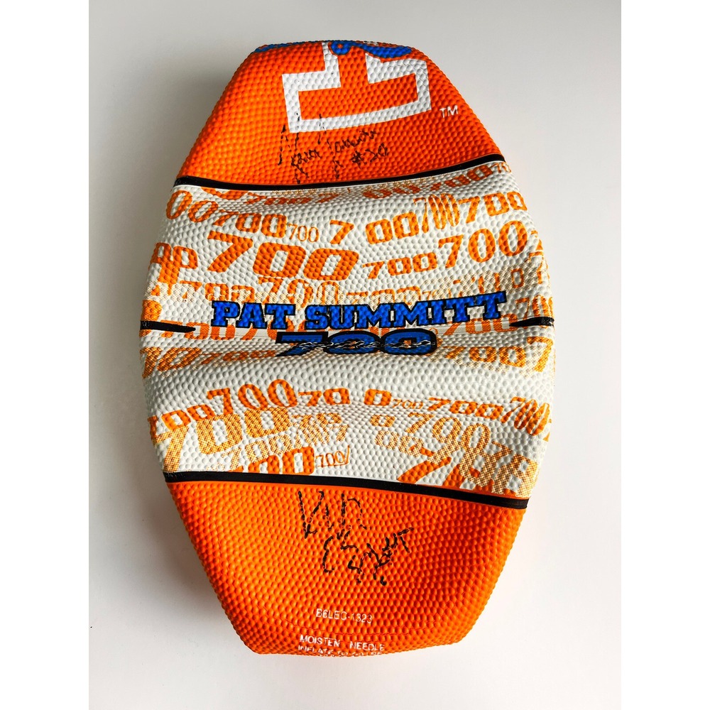 Baden PAT SUMMITT TENNESSEE Lady Vols 700 Wins SIGNED BASKETBALL‎